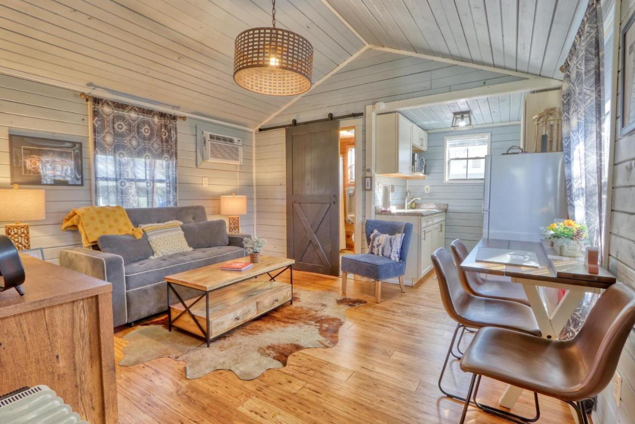 Creekside Cabins - The Texan Wimberley Extérieur photo
